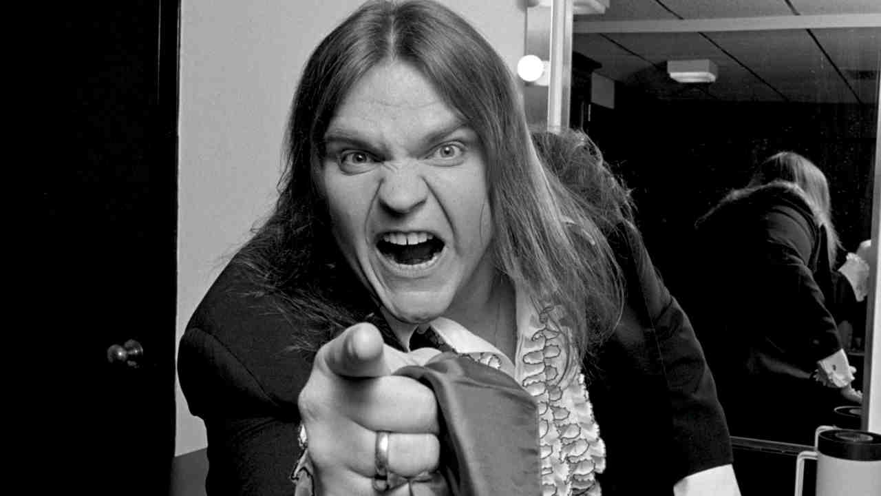 Meat Loaf posing for a photograph in 1981