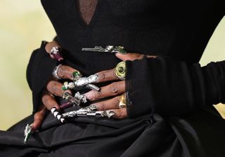 cynthia erivo manicure golden globes