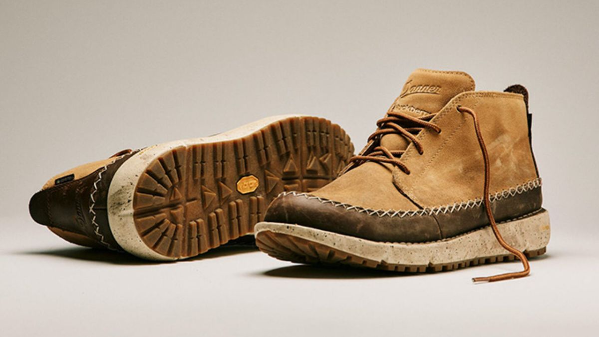 Huckberry x Danner 1960s Mountain Moc 917 Boots