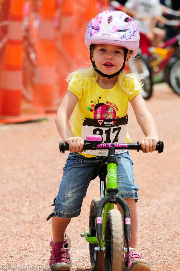 Children raced just prior to the elite women's race