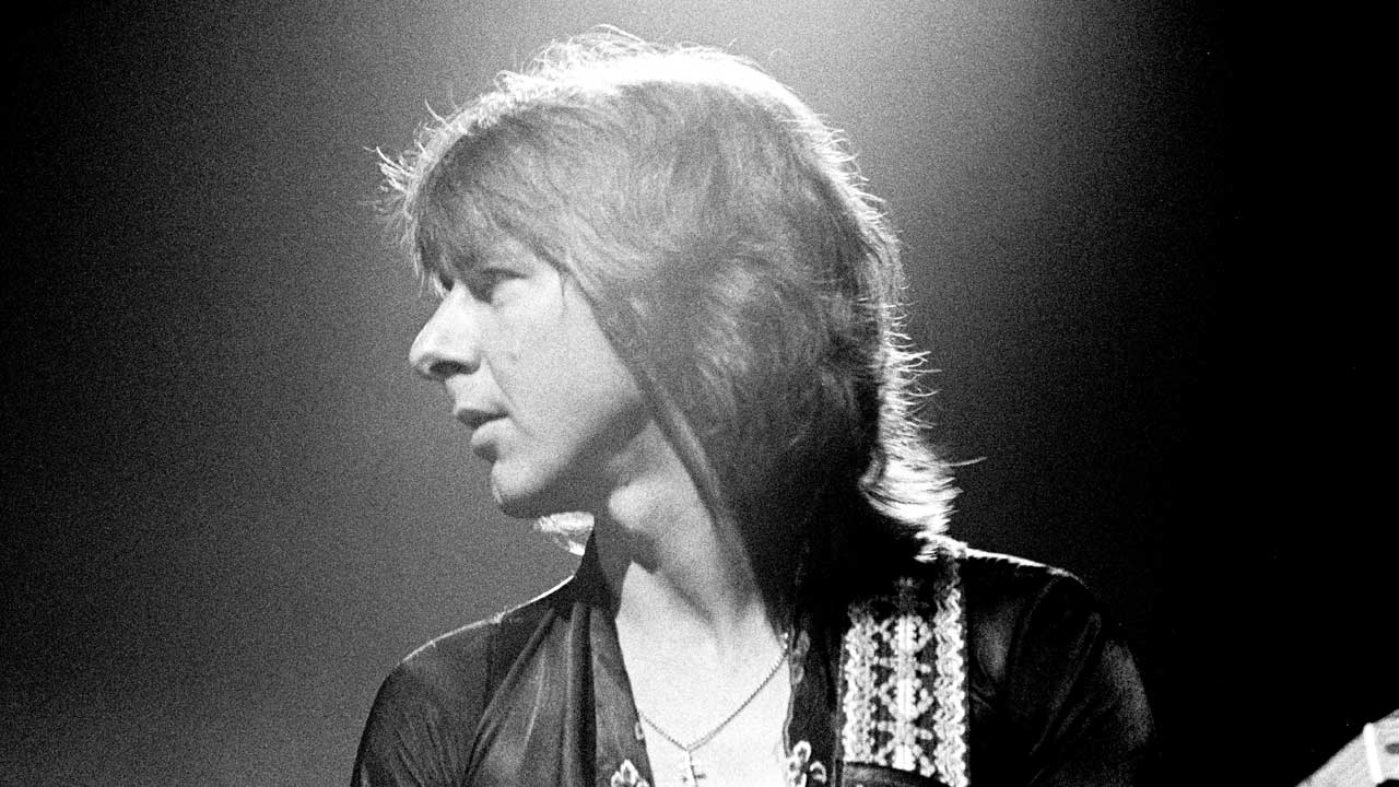 Mick Ralphs onstage