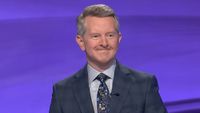 Ken Jennings making "mmm" sound while hosting Jeopardy!