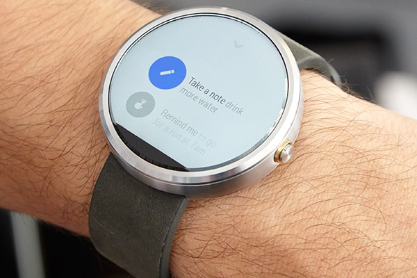 Moto 360 Smartwatch Review: Superb Design, Short Battery Life | Tom's Guide