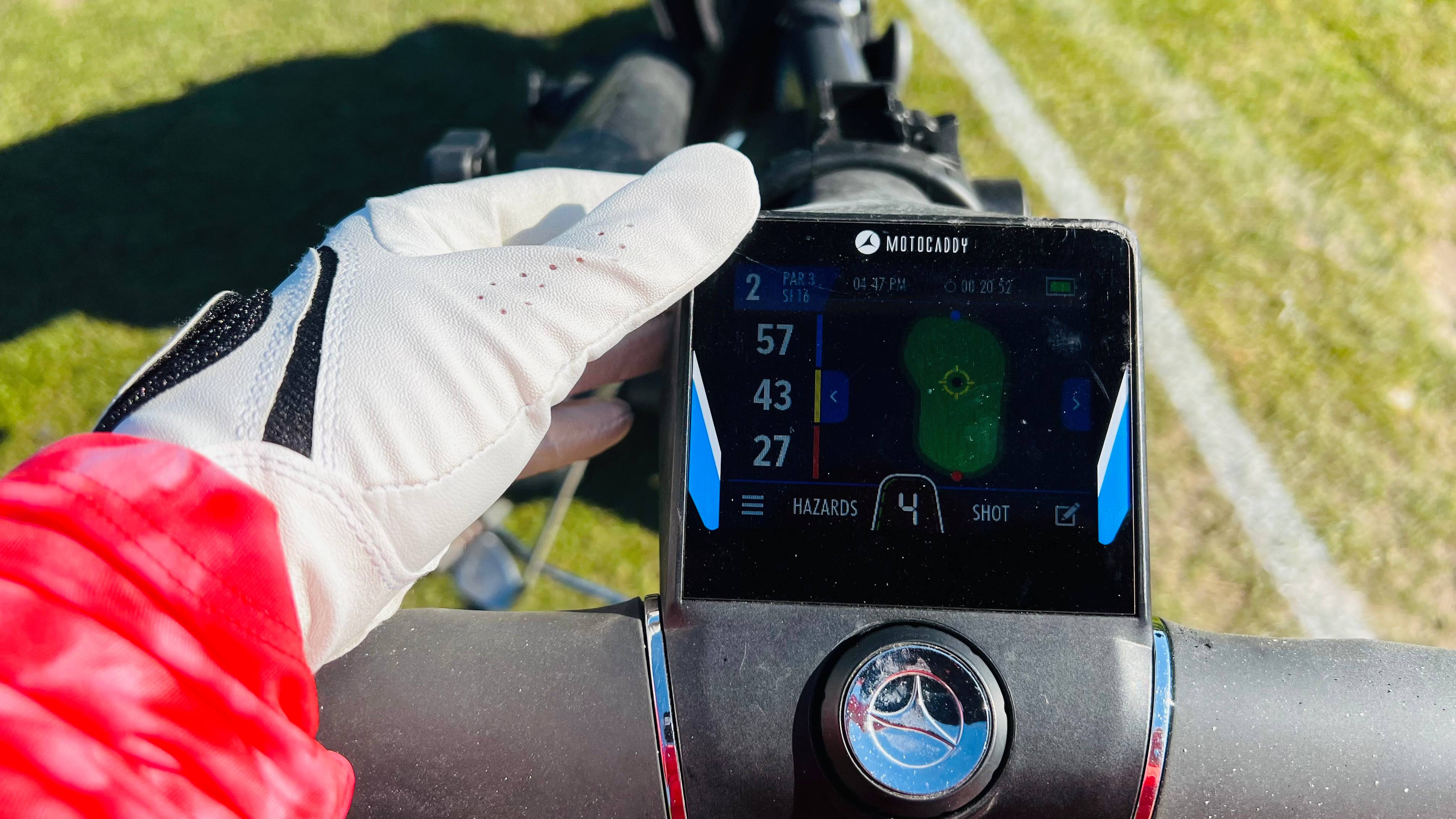 In-built GPS on Motocaddy trolley