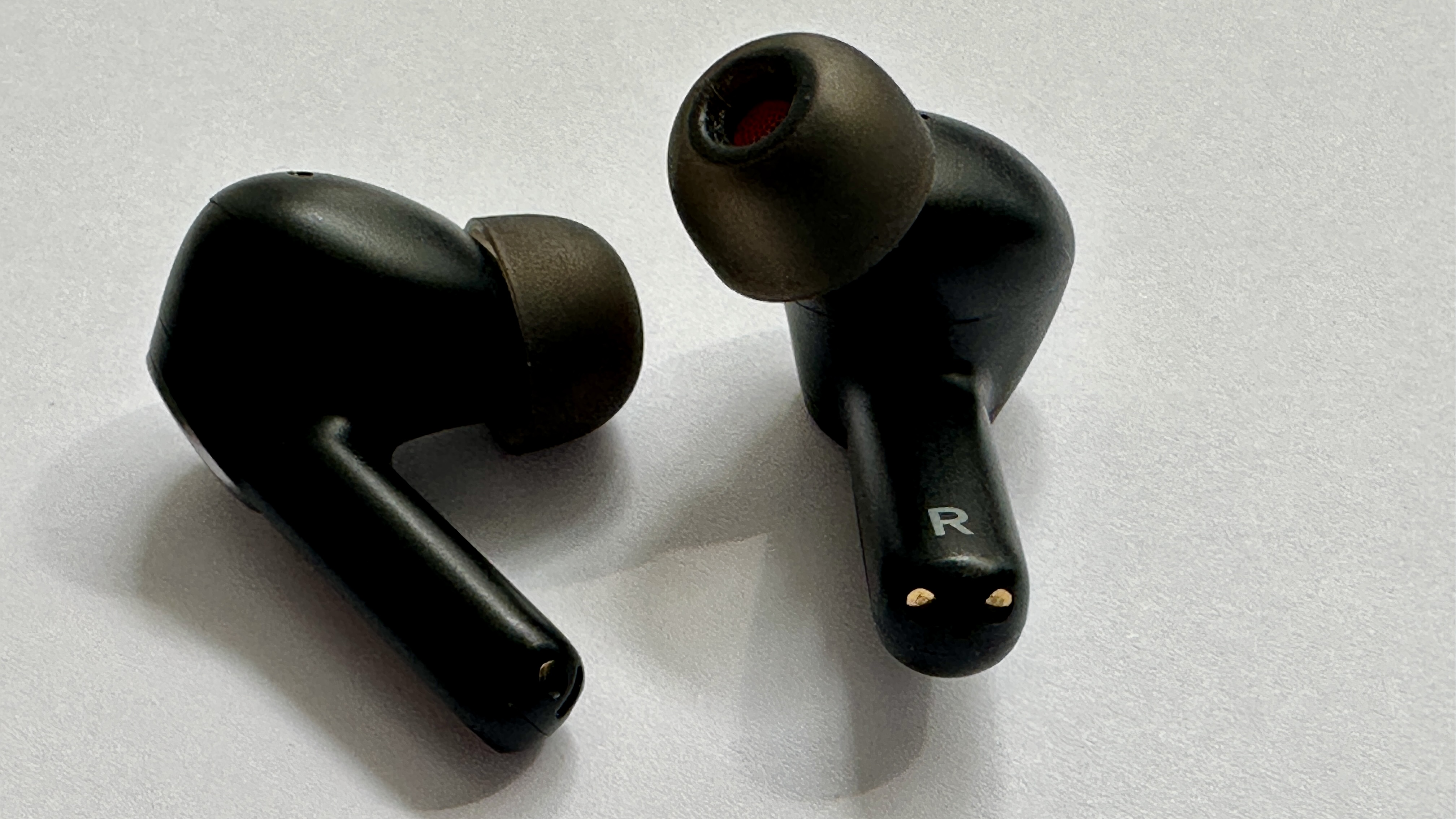 Cambridge Audio Melomania A100 on white background
