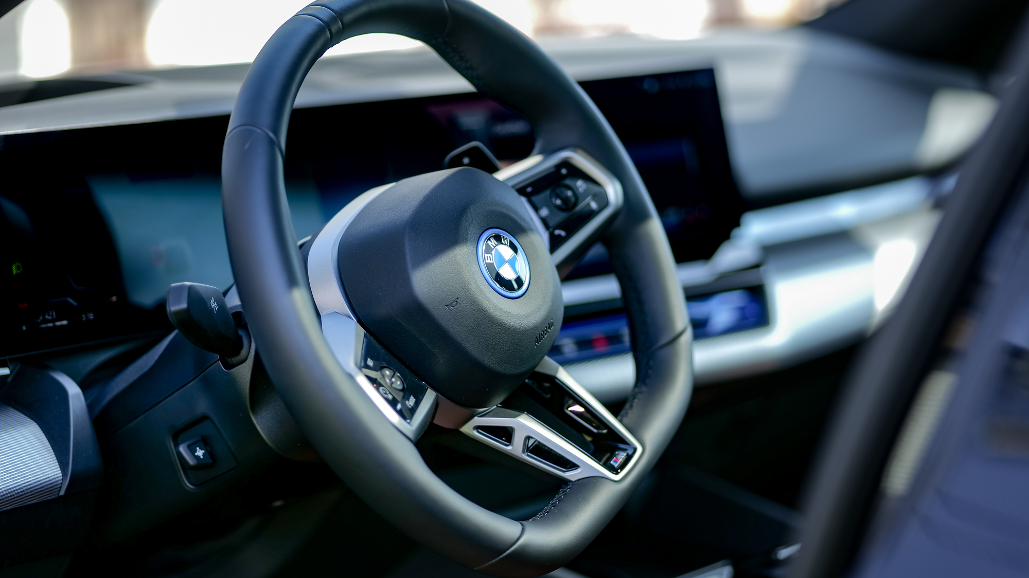 2026 BMW 550e review.