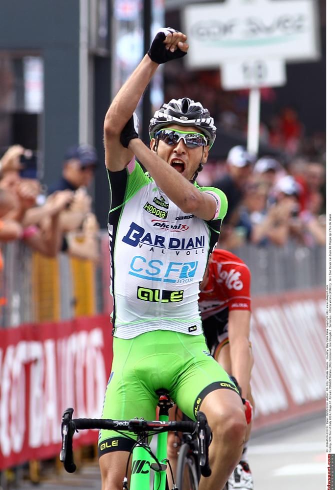 Stefano Pirazzi gave Bardiani a hat-trick of stage wins, but why the rude gesture?