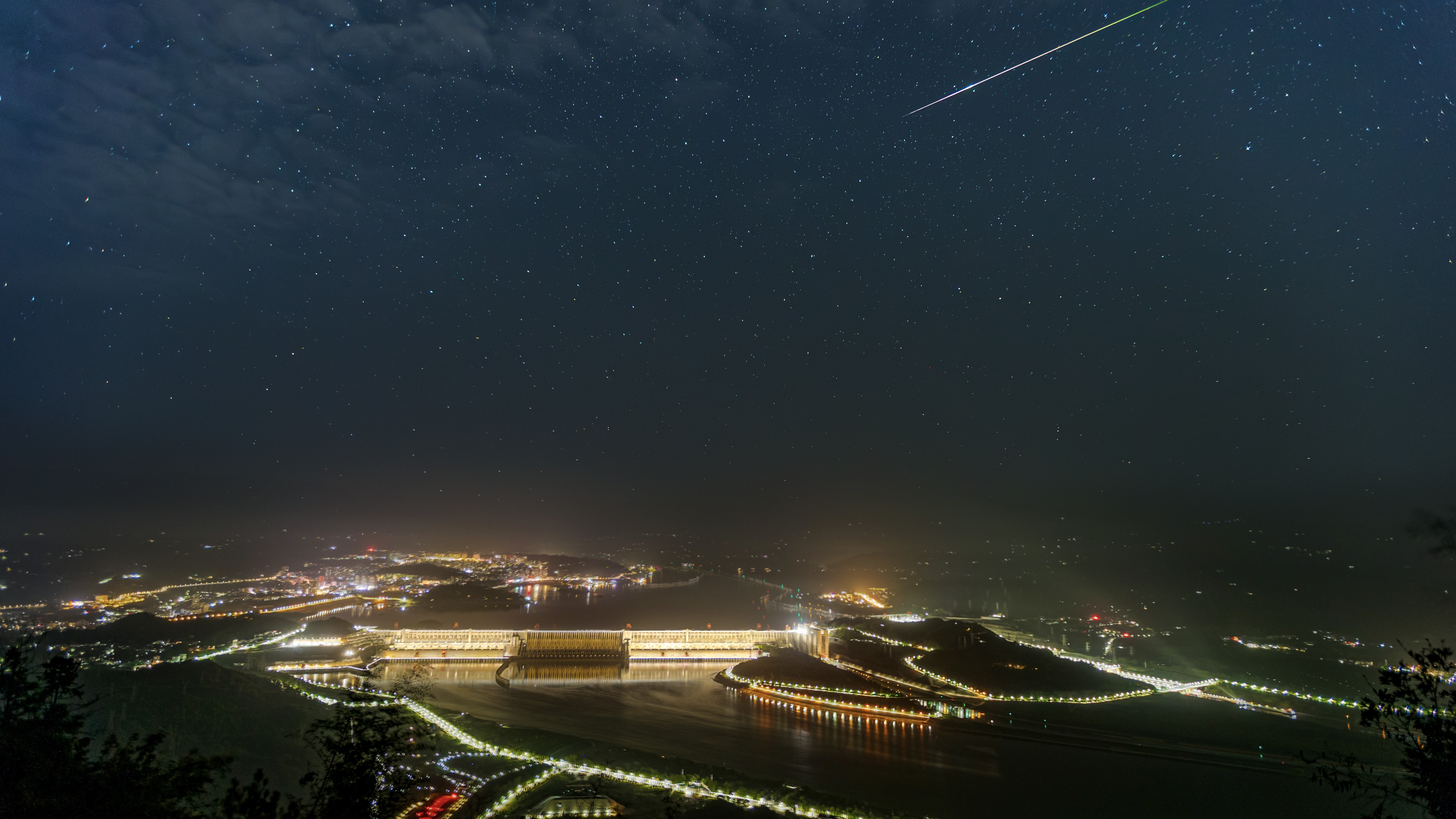 Billions of miles and thousands of years in the making: This is the life of a Perseid shooting star Billions of miles and thousands of years in the making: This is the life of a Perseid shooting star