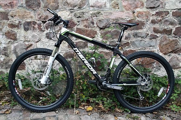 Merida's Carbon FLX 1000-D