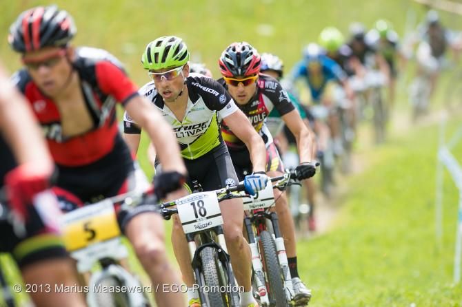 Rudi van Houts (Mutlivan Merida) on the start loop