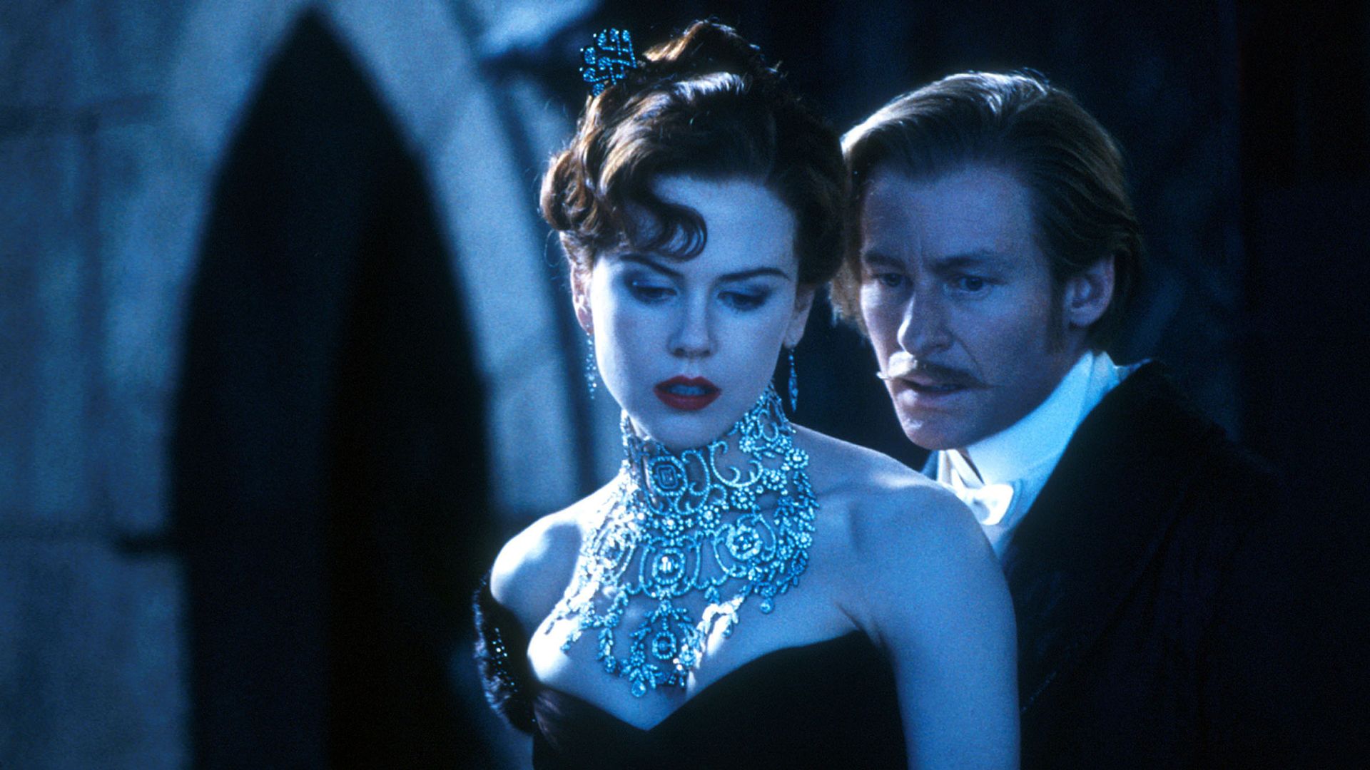 Nicole Kidman and Richard Roxburgh in Moulin Rouge!