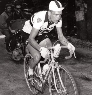 Brian Robinson on his way to winning stage 20 of the 1959 Tour De France