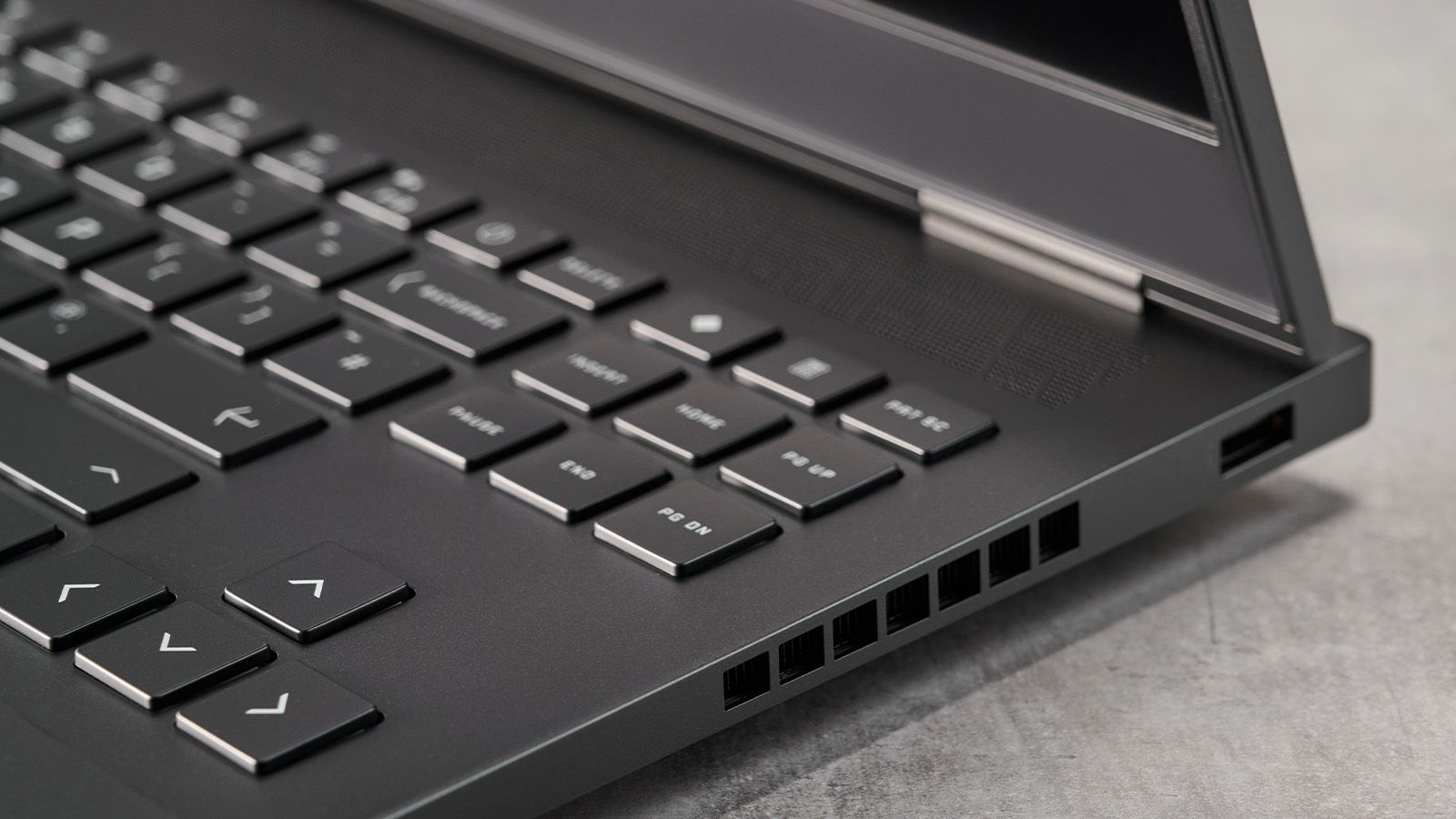 HP OMEN Transcend