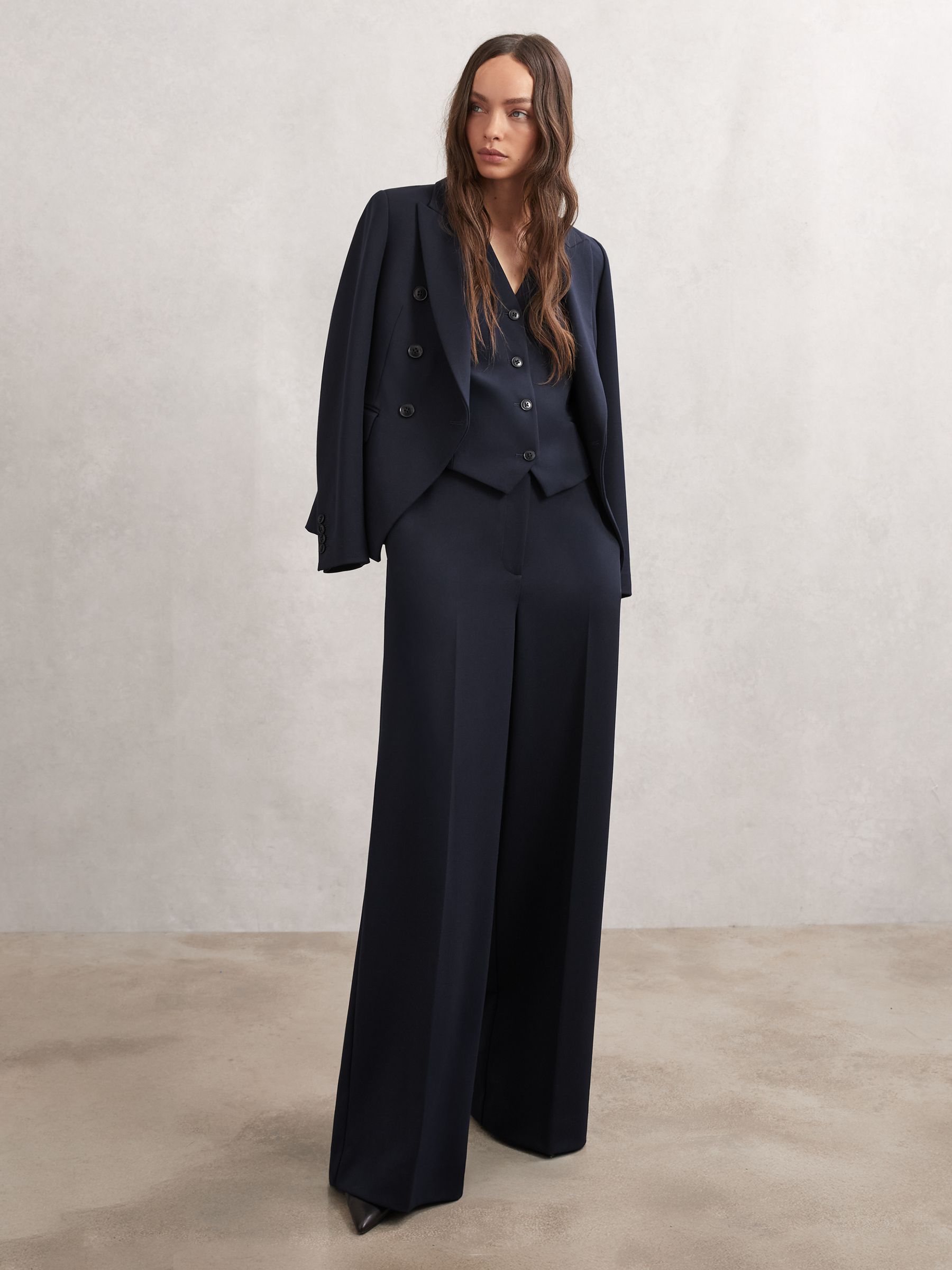 Wide-Leg Suit Trousers in Navy