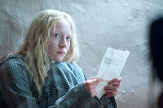 Saoirse Ronan in a scene from 'Hanna'