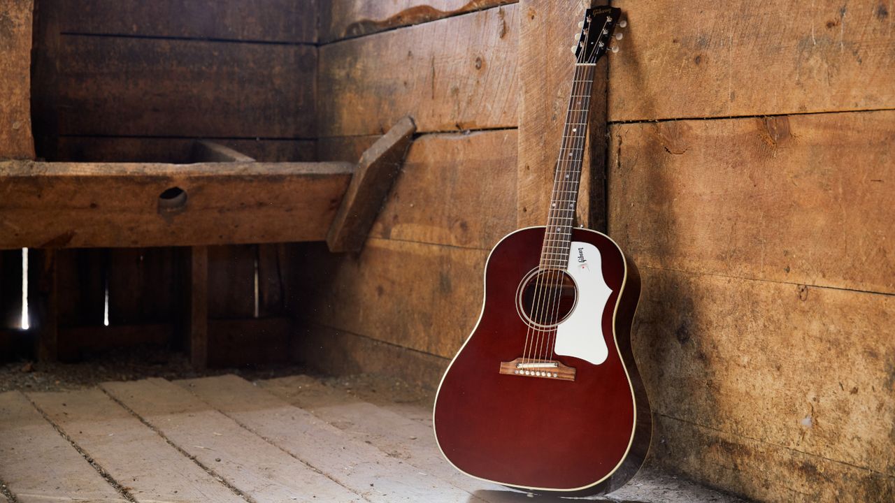 60s J-45 Original ADJ Saddle Wine Red