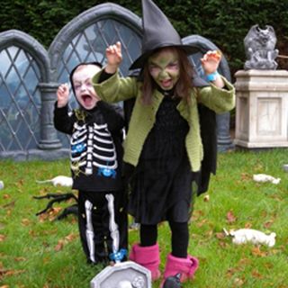 Halloween costumes with kids and garden