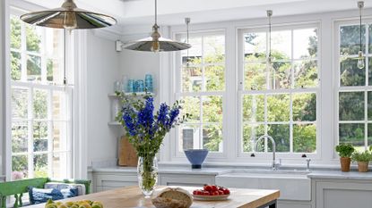 Sash windows in kitchen extension