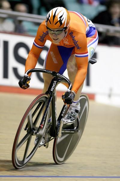 Wily Kanis (Netherlands) on her qualifying run in the women's sprint.