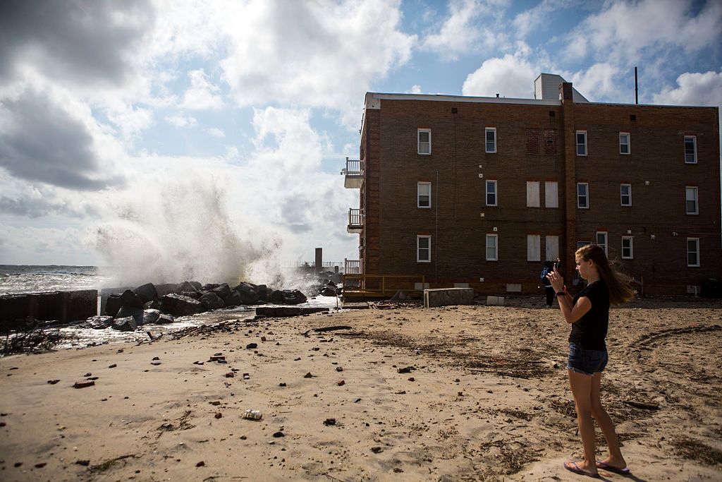 Big waves from tropical storm Hermine in New Jersey