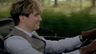 Matthew Crawley driving his car just before the crash in Downton Abbey