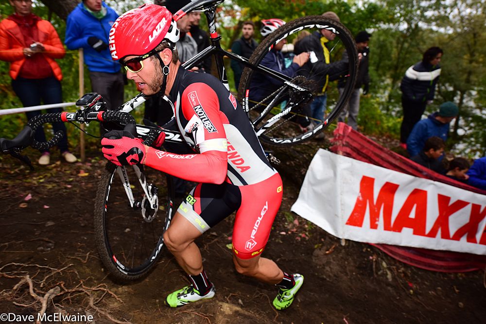Jake Wells (Stans NoTubes) at the top of the new run-up