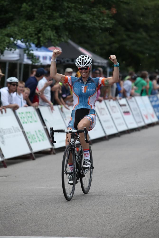 Kelly Fisher-Goodwin (Fearless Femme p/b Pure Energy Cycling Vie13) solos to victory in Beverley
