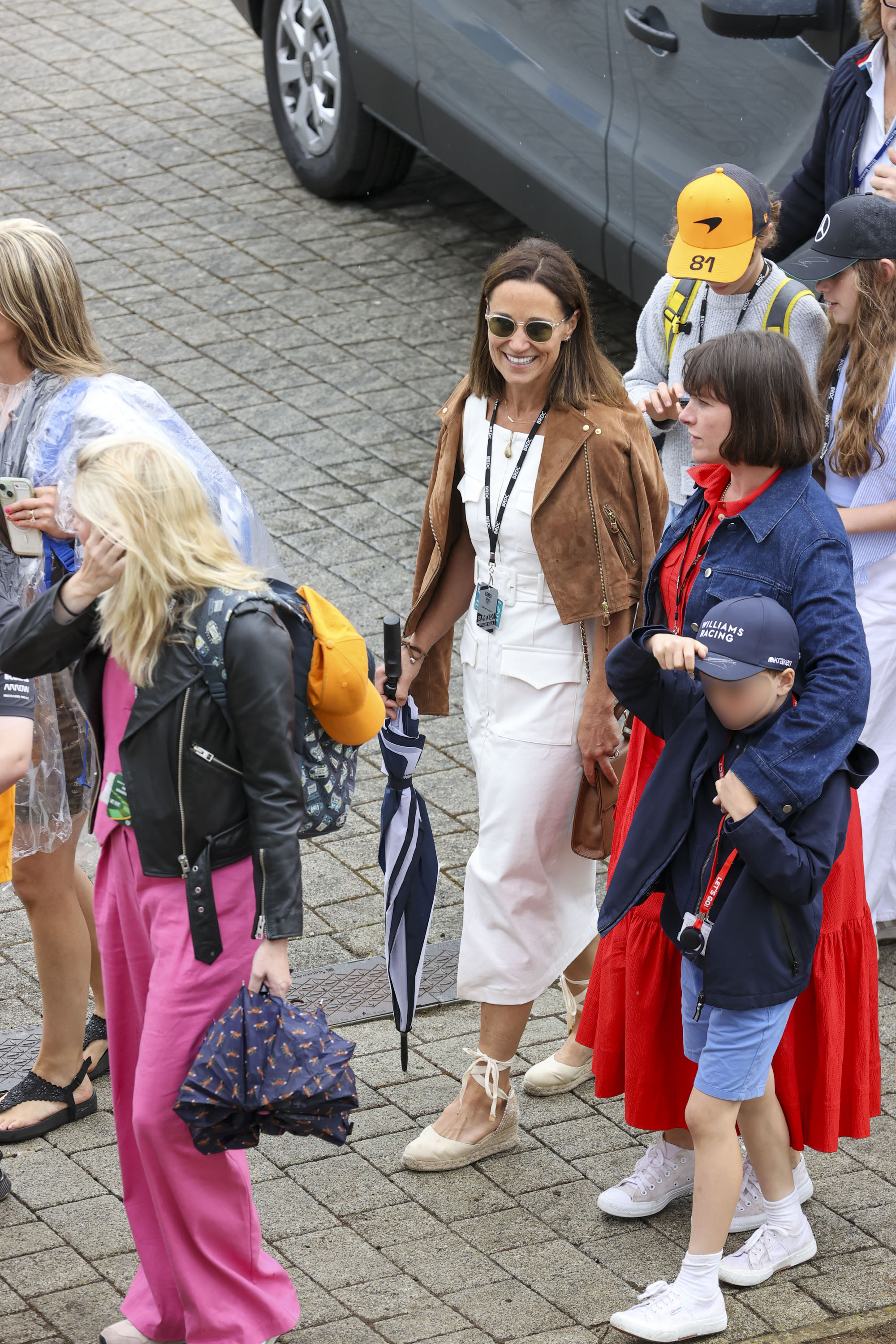 Pippa Middleton was spotted wearing a suede jacket from S&amp;eacute;zane