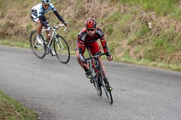Cadel Evans (BMC) and Alberto Contador (Saxo Bank Sungard) put time into the yellow jersey group on the descent to Gap.