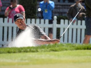 tiger woods short game practice