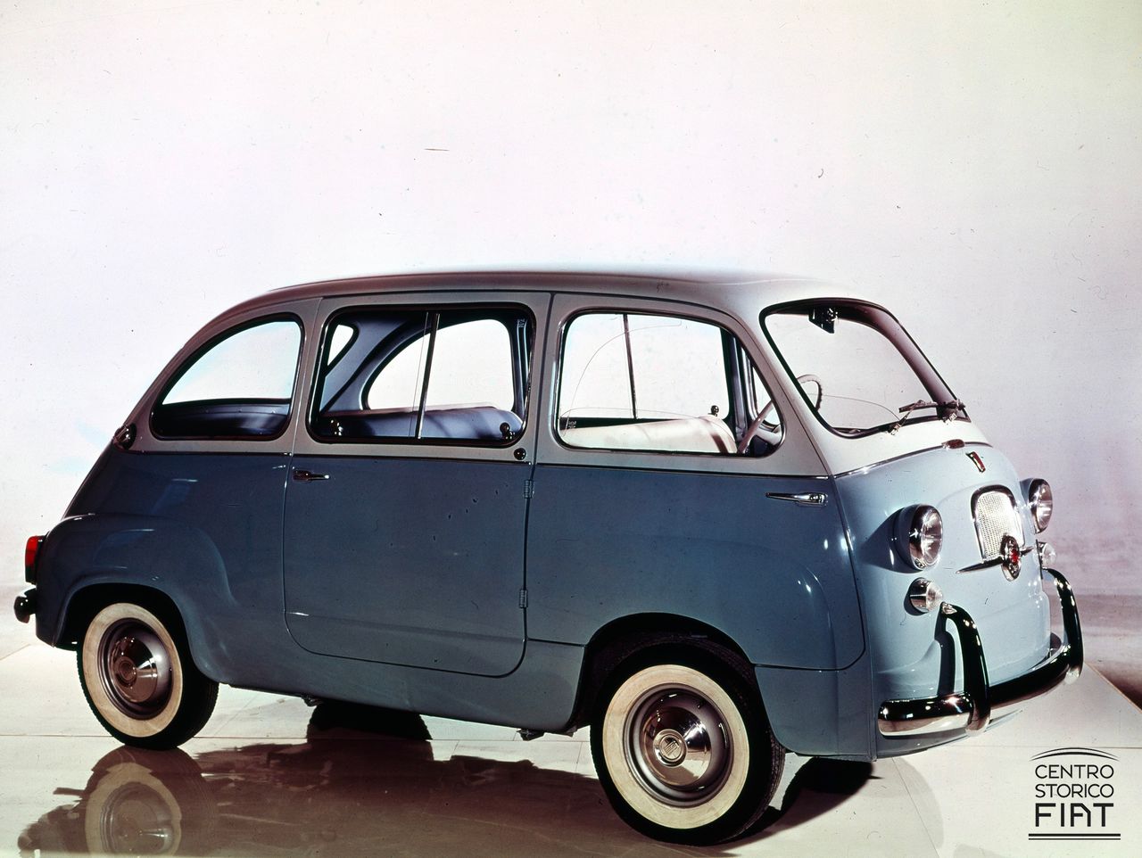 Archive imagery of the original 1957 Fiat 600 Multipla