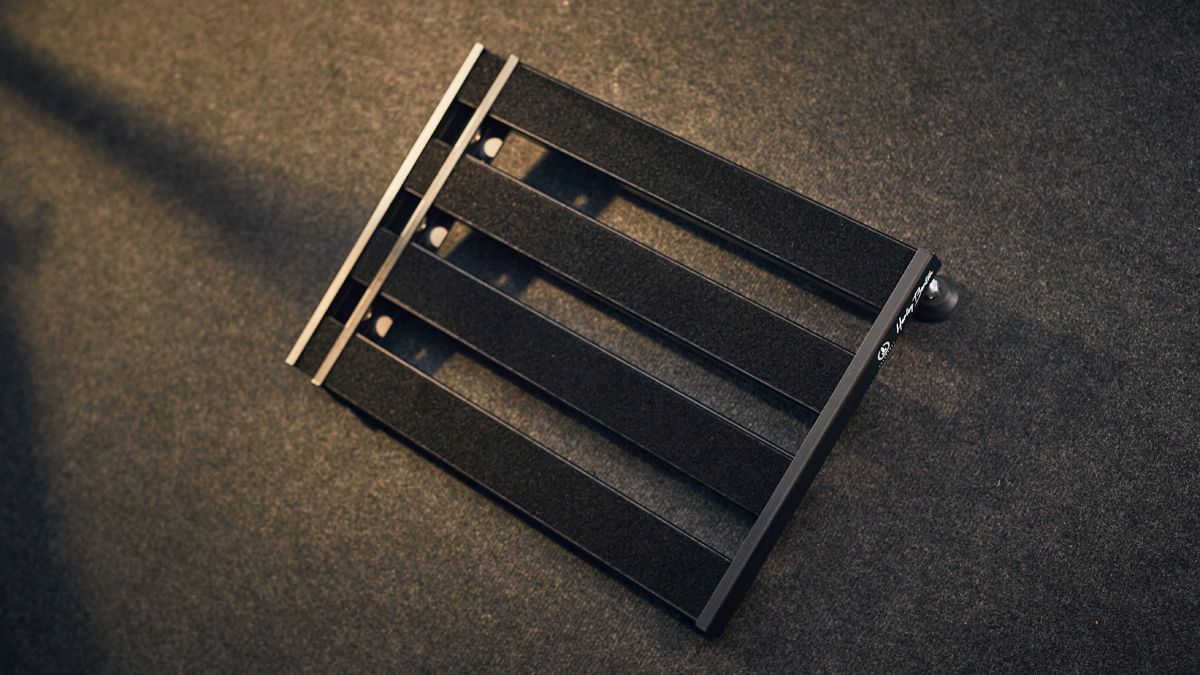Harley Benton SpaceShip Flex pedalboard