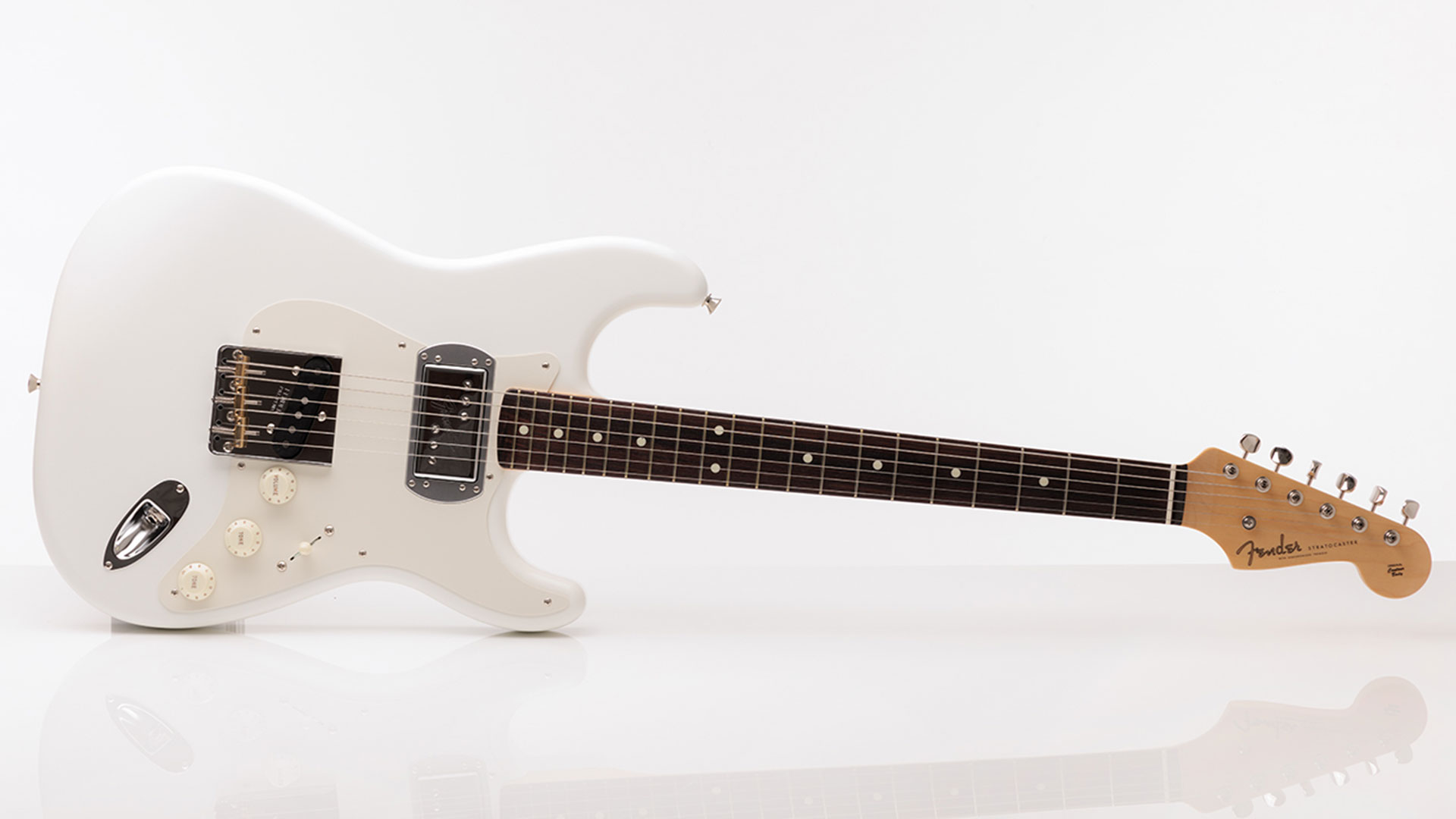 Meet the Stratocaster Custom, a Fender Japan signature model that 