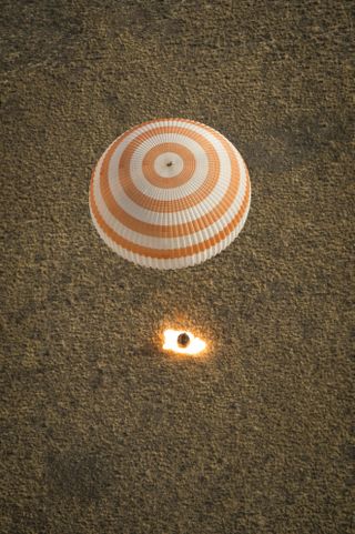 Expedition 36 Soyuz Lands