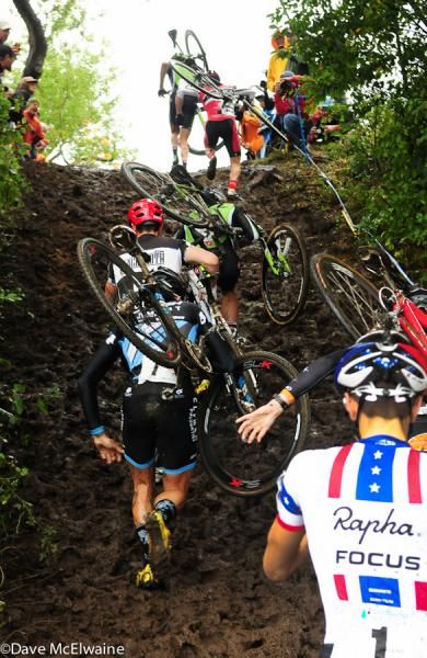 Ryan Trebon (Cannondale) leads on lap one while Jeremy Powers finds himself playing catch-up