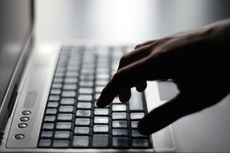College students don't see what's wrong with illegally downloading music. Credit: sxc.hu
