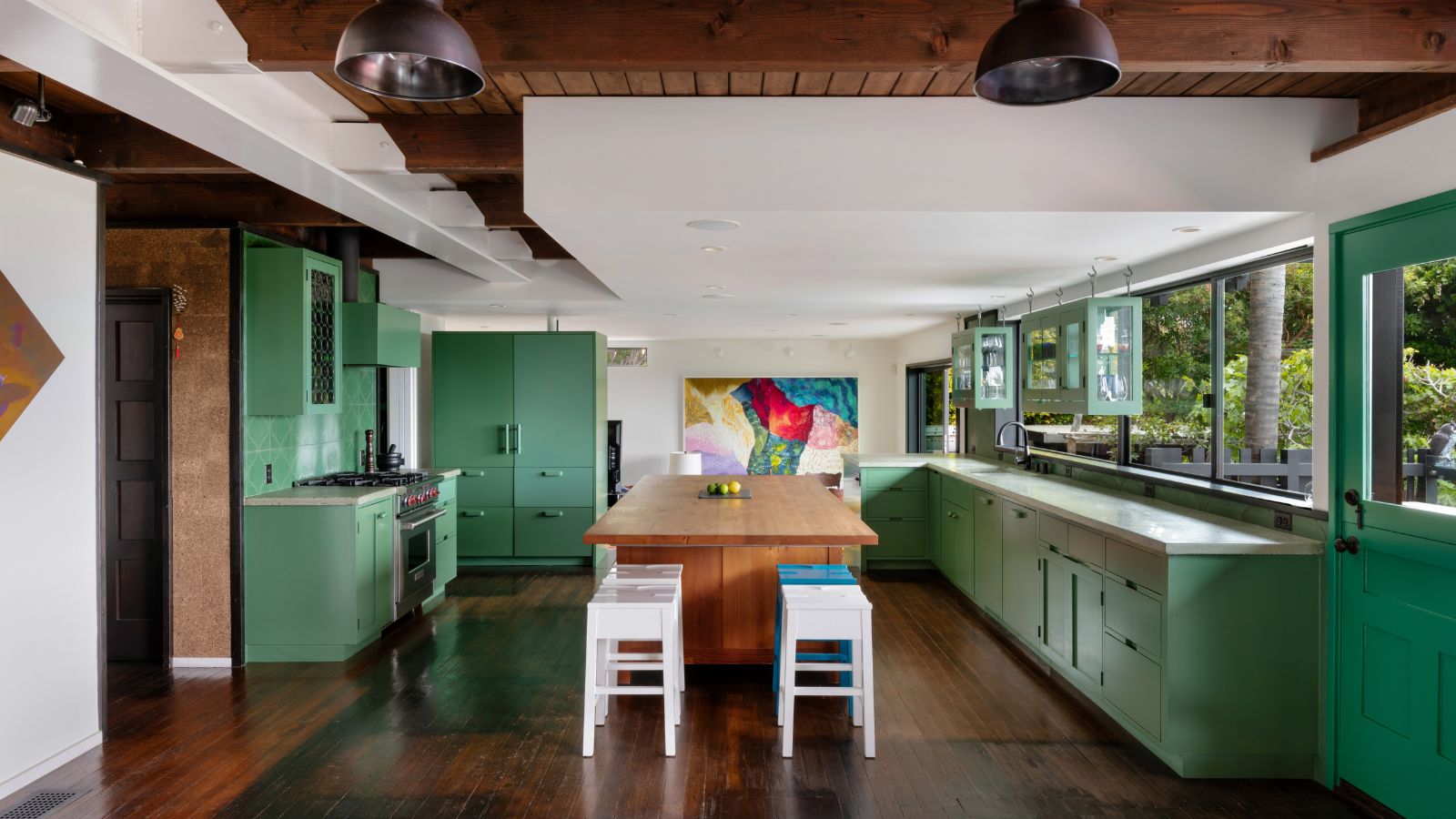 Green kitchen