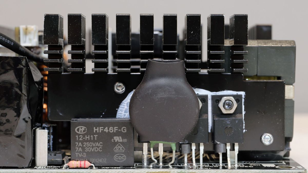 EVGA 850 P6