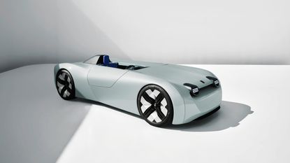 Triumph TR25 concept by Makkina