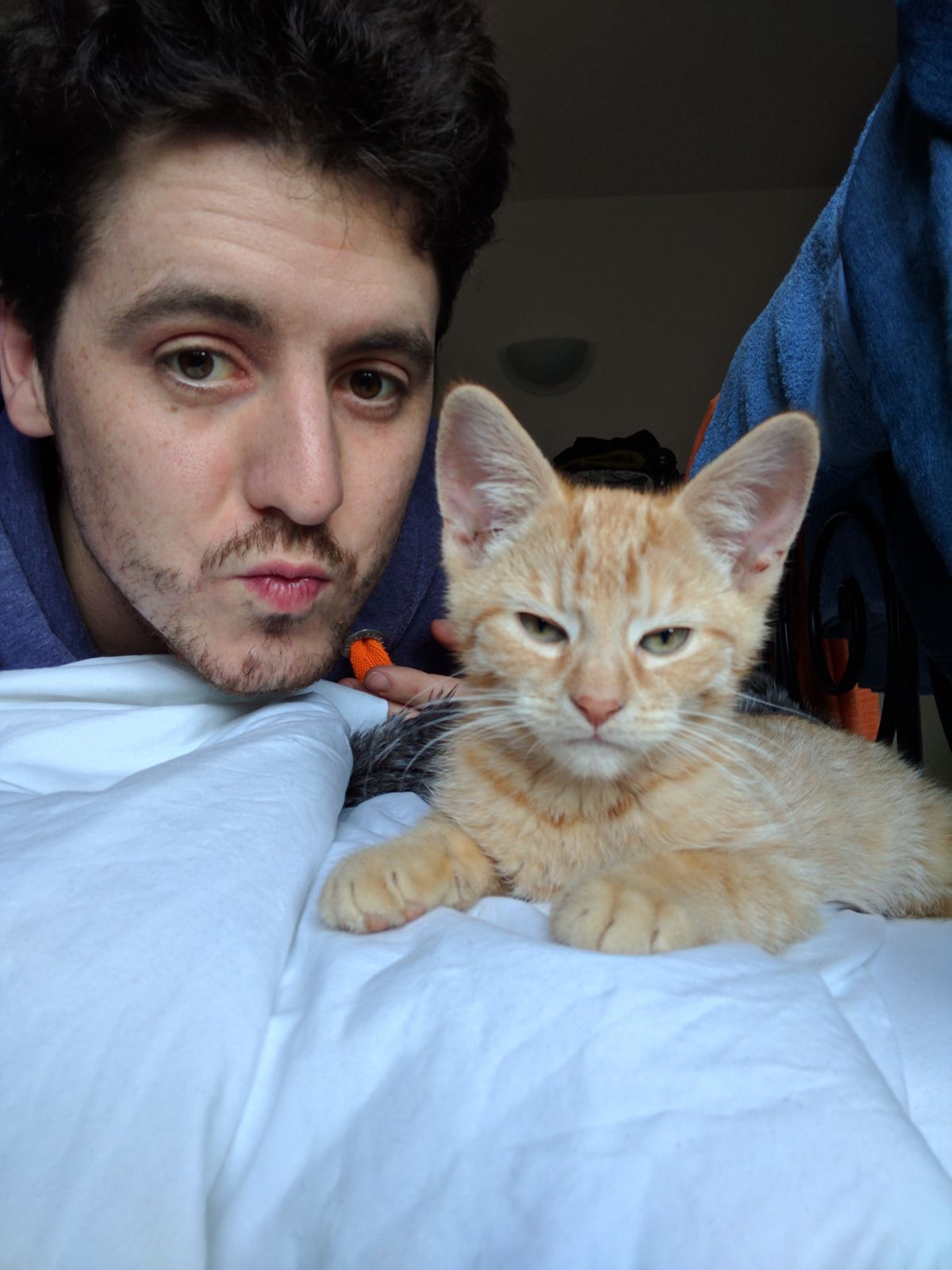 The front-facing snapper handles selfies well, but the focus isn&rsquo;t always on point