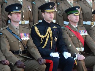 Prince William joins soldiers in Aldershot