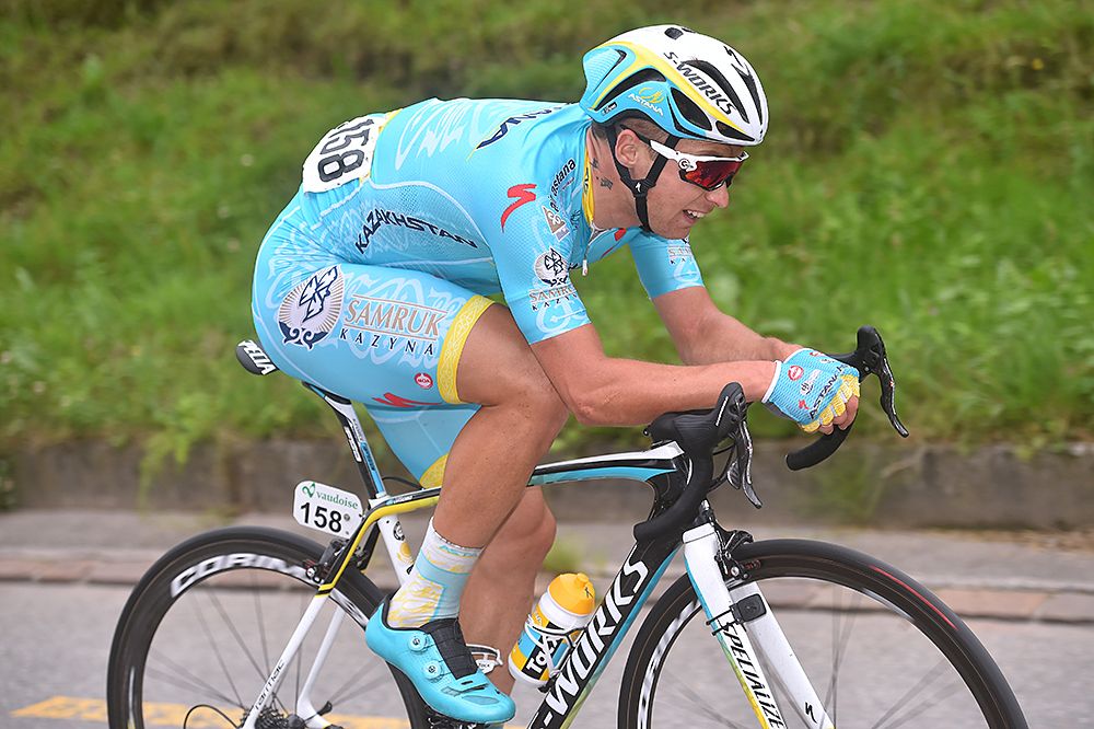 Astana's Alexey Lutsenko attacks