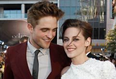 Robert Pattinson &amp; Kristen Stewart - LATEST! Eclipse producer confirms R-Patz and K-Stew relationship - Robert Pattinson and Kristen Stewart - Twilight - Eclipse - Eclipse Premiere - Eclipse Premiere Pics - Robert and Kristen latest - Celebrity News - Mar