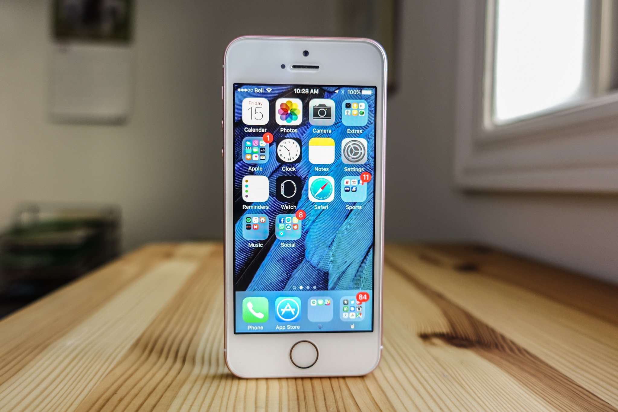 iphone 5s price and features