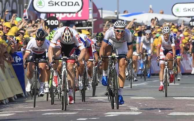 Andre Greipel narrowly misses out as Marcel Kittel wins stage 10