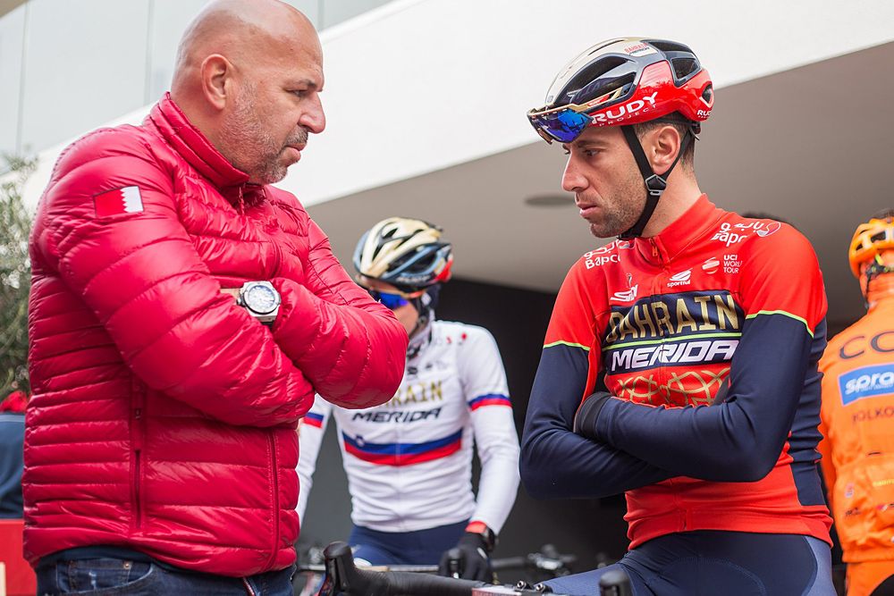 Vincenzo Nibali talks ahead of a training ride