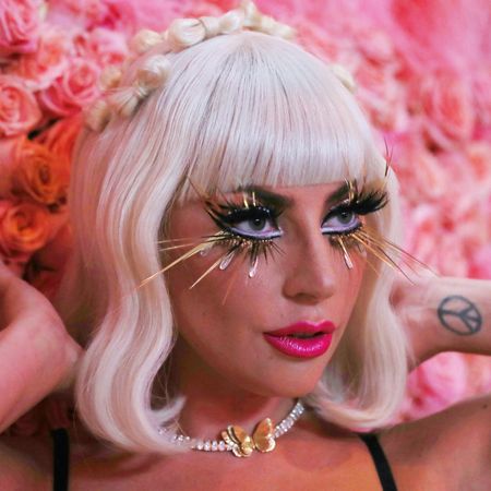 lady gaga's beauty look at the met gala 2019