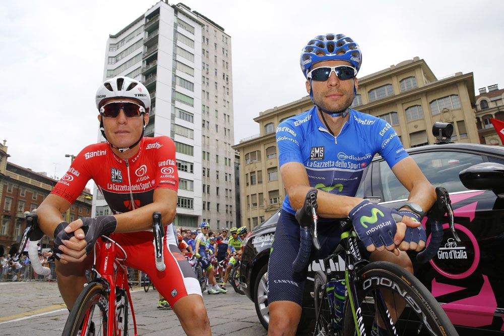 Jersey wearers Giacomo Nizzolo and Giovanni Visconti