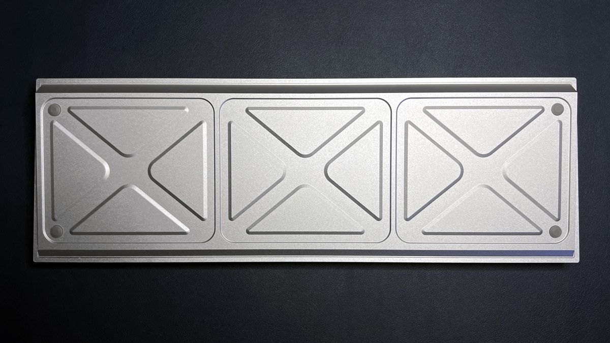 back of Lemokey L3 keyboard