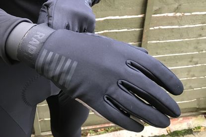 assos deep winter gloves